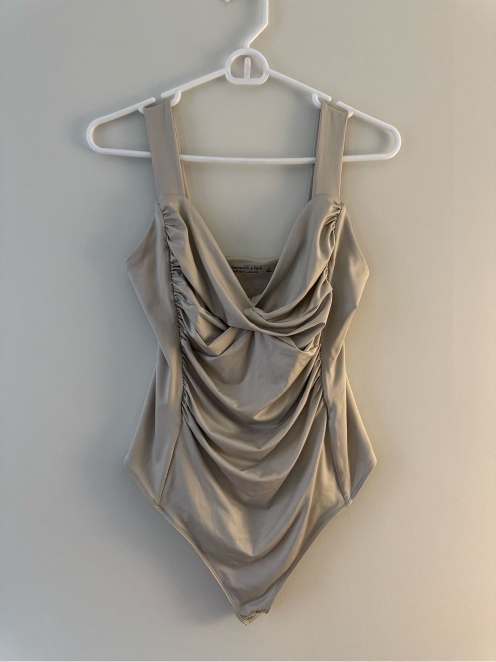 ABERCROMBIE Soft A&F Collection Ruched Bodysuit L